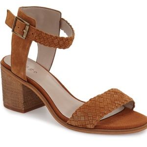 HINGE - DORIN CITY SANDAL SIZE 9.5